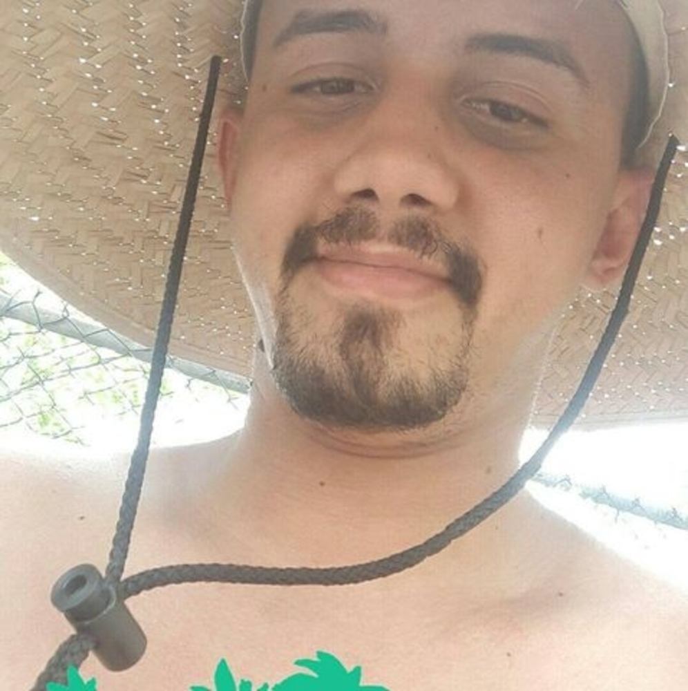 Meet your Posher, Luis